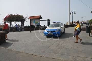 La Policía Local impide la instalación de chiringuitos en la avenida de Melenara pese al permiso verbal del alcalde (Foto TA)